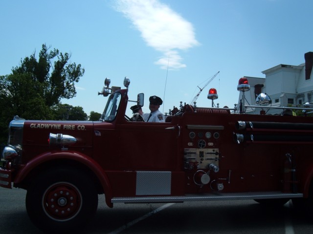 FF Jeff Culbertson, Lucky & FF Mike Newell at Radnor's Parade